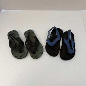 Bundle of Toddler flip flops Reef and Flojos